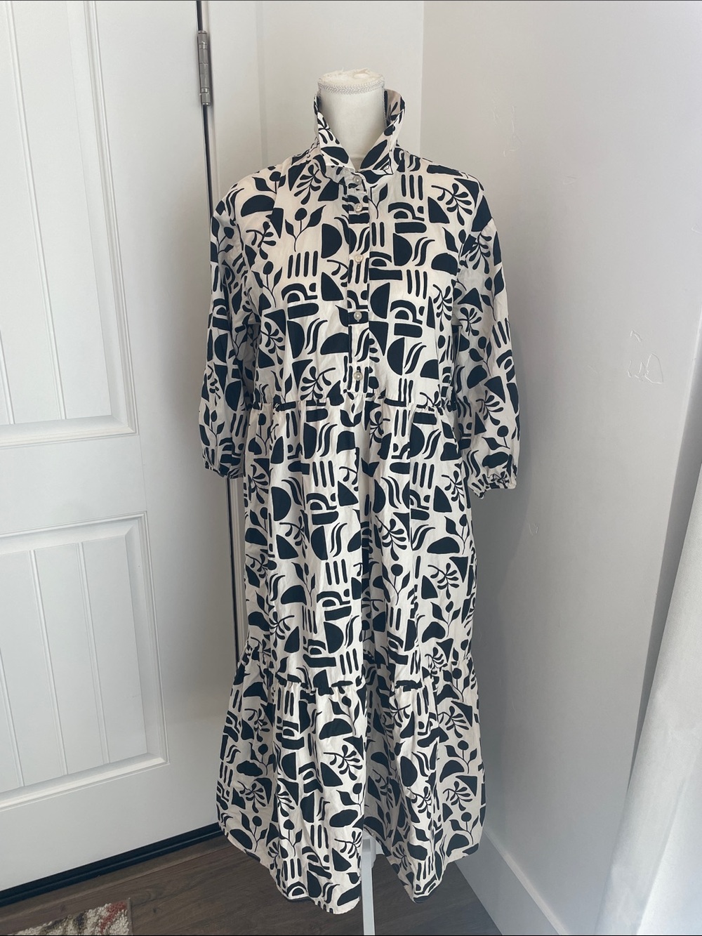 Maeve by Anthropologie The Bettina Tiered Shirt Dress. 100% Cotton. Pockets. EUC